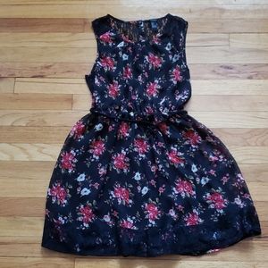 Floral lace dress